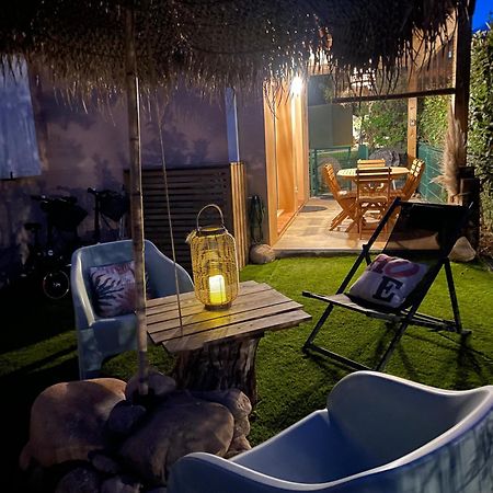 A Casa Di Lo Villa Lecci Bagian luar foto