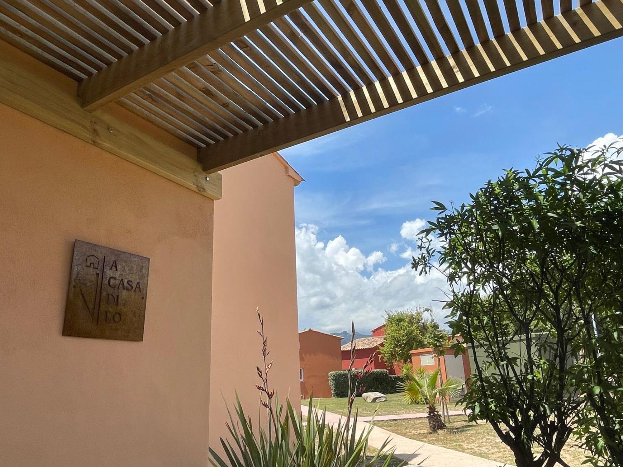 A Casa Di Lo Villa Lecci Bagian luar foto
