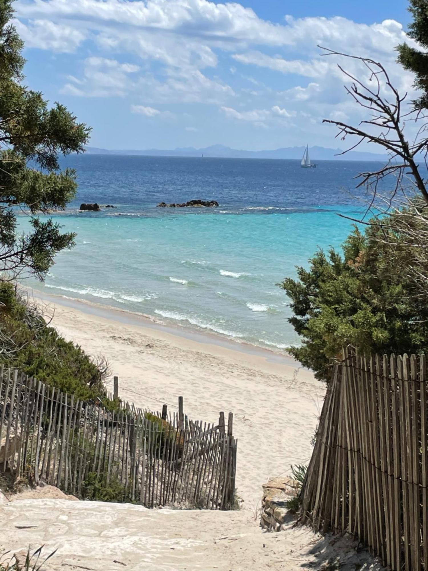 A Casa Di Lo Villa Lecci Bagian luar foto
