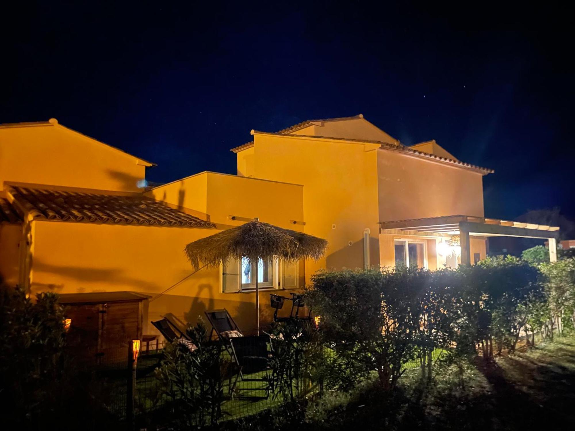 A Casa Di Lo Villa Lecci Bagian luar foto