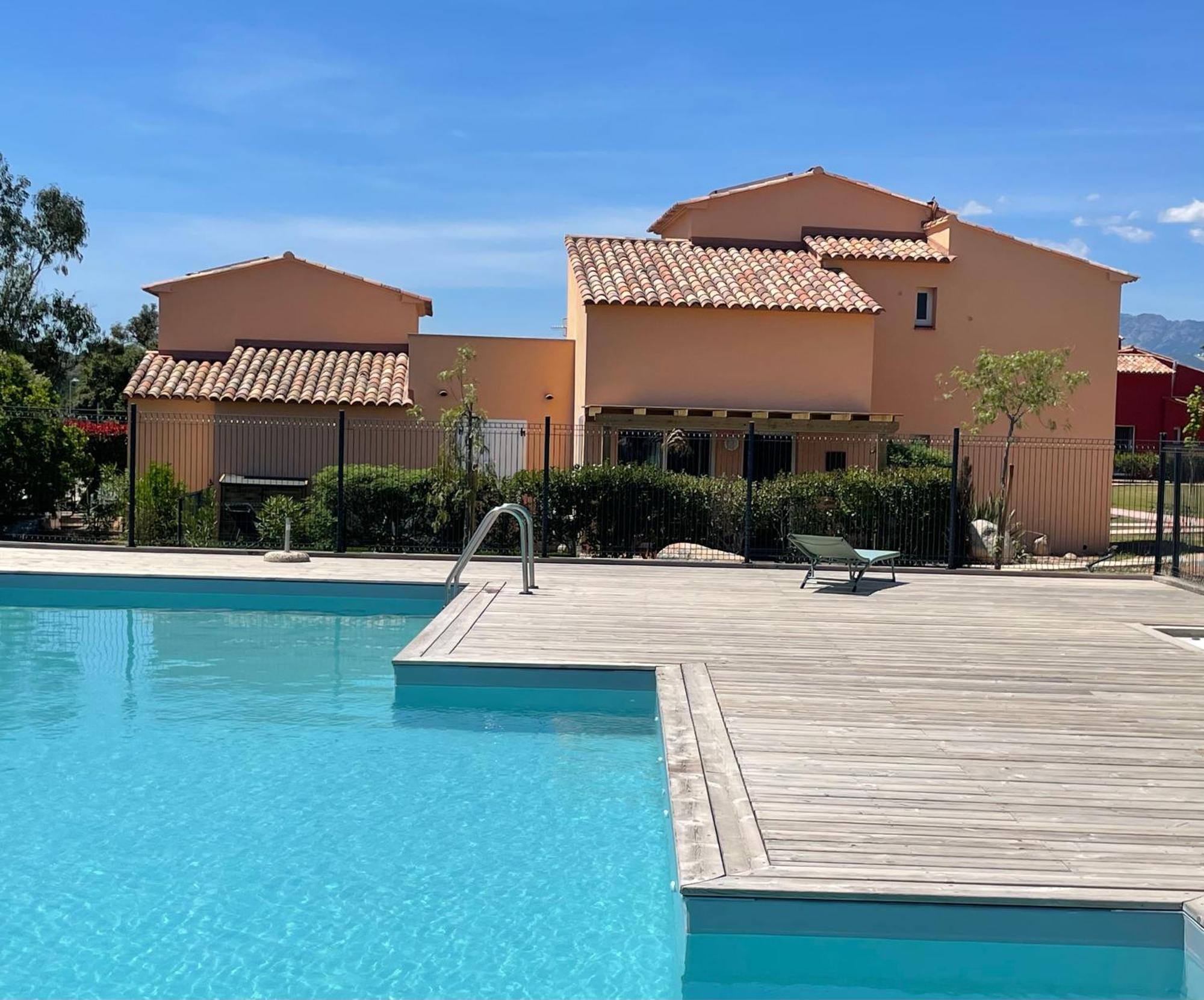 A Casa Di Lo Villa Lecci Bagian luar foto
