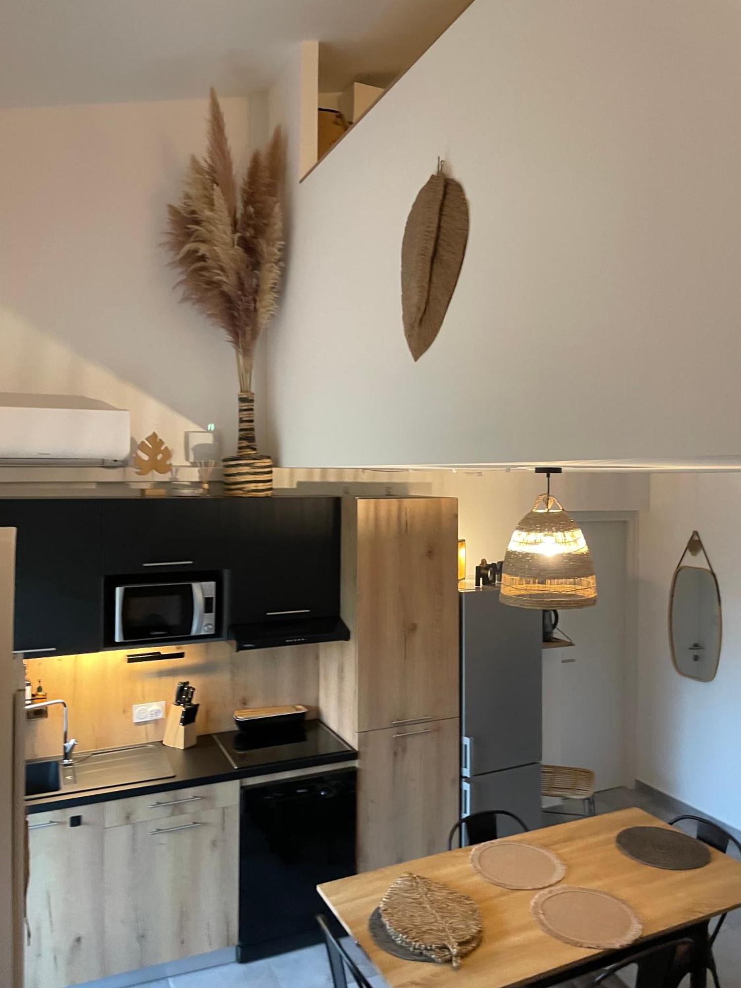 A Casa Di Lo Villa Lecci Bagian luar foto